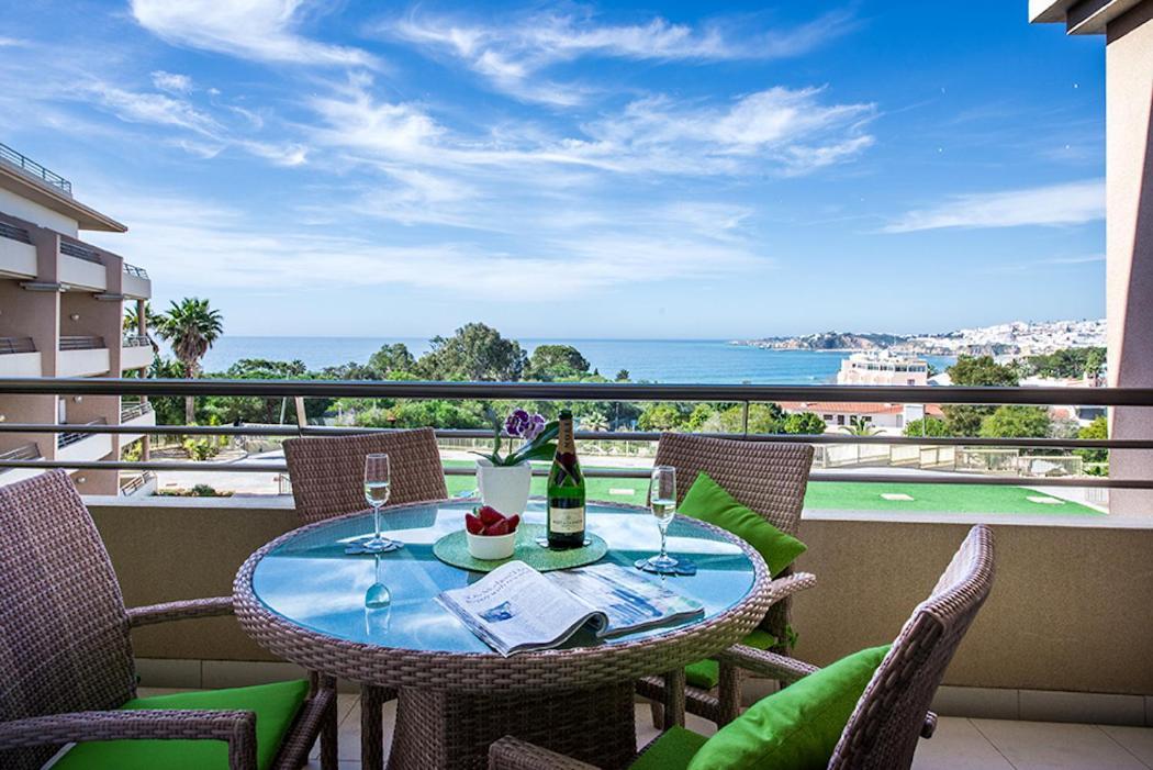 Апартаменты Quinta Da Barracuda Prime Sea View